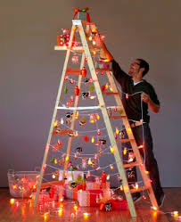 Pour un noël chaleureux, on ne on aime cet déco de sapin à l'esprit nature. 24 Idees En Photo De Sapin De Noel Original A Faire Soi Meme