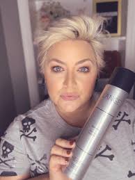 L'ange Trois Chic Hairspray is so versatile! Light for a soft hold, medium  for styling, and heavy for a firm hold! Grab yours here 👉🏻👉🏻  http://t.ibwow.com/SH36G • I used the medium hold