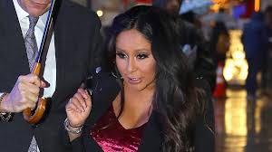 That would be at the beginning to the season, genius. Nicole Snooki Polizzi Slams Jersey Shore Editing