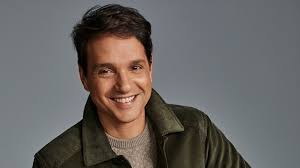 Ralph Macchio Signs With Gersh