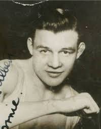 William Izzard's Instagram, Twitter & Facebook