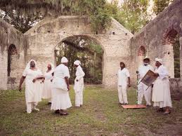 Makanan khas kota ambon may 17, 2021. High On The Hog On Netflix Retraces The Origins Of Black Food Culture Conde Nast Traveler