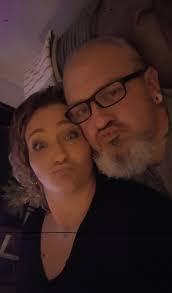 Amanda Burchell's Instagram, Twitter & Facebook