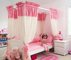 Staple pieces for a fashion inspired room include a mannequin bodice for styling outfits and a bulletin board for her to pin up ideas and drawings. 15 Cool Ideas For Pink Girls Bedrooms My Desired Home