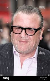 Actor ray winstone hi-res stock photography and images