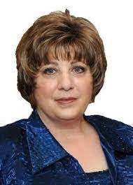 Denise Armstead's Instagram, Twitter & Facebook