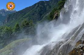 In val chiavenna, a pochi passi dalla strada principale, la natura offre il meglio di sé: Uaqlb2dkts8hxm