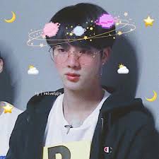 Follow Me In Moonphiestar Imagens Bts Bts Aniversarios Jin