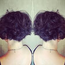 They allow you to upgrade any hairstyle, even the most formal one, to keep up with modern trends. Short Haircuts Flip Up Back Novocom Top