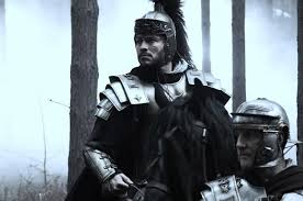 Roman Centurian Or At Least His Hollywood Body Double The Armour Of The Original Was Used By John Galliano In His Spri Roman Armor Roman Soldiers Centurion He happens to meet sam bouchard, a fellow actor who needs a house. pinterest