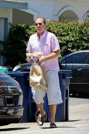 Val K Stars Drinking Coffee Tea Val Kilmer Coffee Drinkers Coffee Drinks
