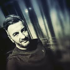 Derek Hay's Instagram, Twitter & Facebook