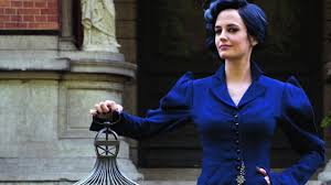 The highly anticipated trailer for miss peregrine's home for peculiar children. The Blue Outfit Of Miss Alma Peregrine Eva Green In Miss Peregrine And The Children In Particular Spotern