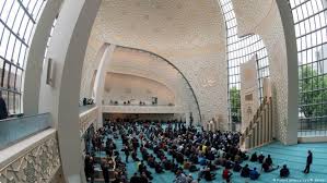 Böhm was a noted german expressionist who felt that sacred architecture—contemporary or cite: De Qantara De Sites Default Files Styles Editor