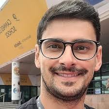 Amanda Soma's Instagram, Twitter & Facebook