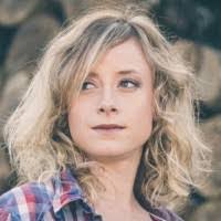 Ann Laine's Instagram, Twitter & Facebook