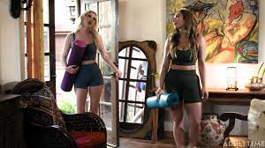 Skylar Snow, Skye Blue fotos porno xxx por - OK.XXX