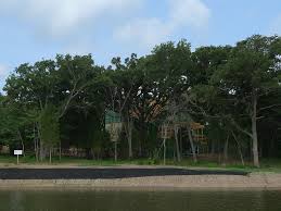 Buncombe creek resort marina is located on beautiful lake texoma near kingston, oklahoma, not far from the willis bridge. Long Cove On Cedar Creek Lake Clearly The Most Remarkable Vacation Home Spot In North Texas For Old Fashioned Fun Second Shelters