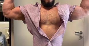 Discover this guy's arousing hot porn and body scenes