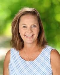 Lori Marston's Instagram, Twitter & Facebook