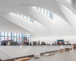 Academic Community: Juan Du's Inter-Disciplinary Design Ethos