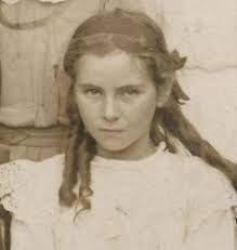 This is Doris Hall and she kept a diary from 1913 to 1916. The Old  Dronfield Society has the diary now. Doris was staying with her aunt and  uncle, Agnes and William