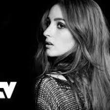 Cerissa Battershell's Instagram, Twitter & Facebook