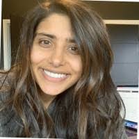 Calla Carlson's Instagram, Twitter & Facebook