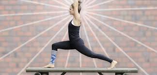 Von sonnengruß über kobra, krieger und hund bis zu dreieck und baum: Sonnengruss Archive Mady Morrison Yoga Lifestyle