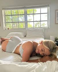 Katie sigmond - 63 porn photo