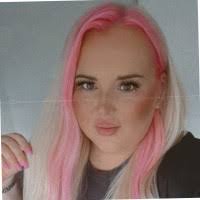 20+ "Holly Hanley" profiles