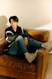 Jun 09, 2021 · however, weverse only offered refunds in the form of weverse cash points, which only can be used in the weverse shop. Weverse Shop On Twitter Boy Groups Kpop Wallpaper Boy Bands