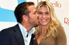 Anna vyakhireva estavana polman stine bredal oftedal. Estavana Polman Bei Der Handball Wm Das Ist Die Bessere Halfte Von Rafael Van Der Vaart Sportmeldungen Stuttgarter Zeitung