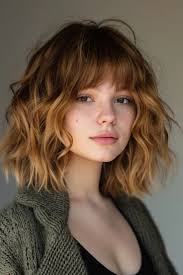 Robin Strickler Halford (rabsabq)