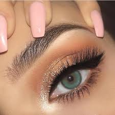 10 Night Out Makeup Ideas That Men Find Irresistible Page 4 Style O Check Shimmer Eye Makeup Eye Makeup Best Makeup Brushes