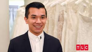 Say Yes To The Dress New Consultant Aron Moving Up Kleinfeld Ladder