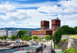 Vi er talerør for 28 faglige organisationer, der organiserer samfundets højest uddannede. Akademikerne Varsler Streik I Oslo Juristforbundet