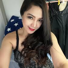 Just another casual day… P.S. Capri pants are so back 😉❤️