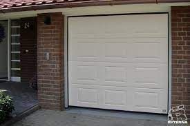 New york garage doors provides top quality garage door openers from the best manufacturers in the united states, including liftmaster, amarr, wayne dalton, craftsman, genie and much more. Sectional Garage Doors 2 De