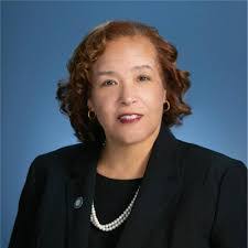 Cindy Morley's Instagram, Twitter & Facebook