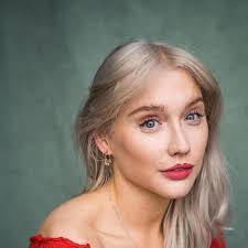 Alice Christiana's Instagram, Twitter & Facebook