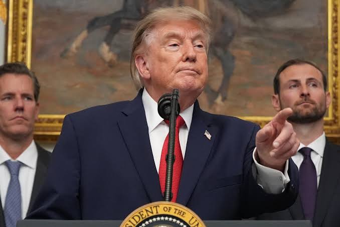 Ông Trump muốn 'dạy cho Canada bài học' - Báo VnExpress
