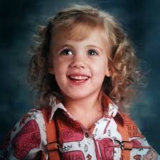 Corinne Gardner (@socozycoco)