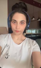 Good morning, Does anyone go to vent fitness? I am looking for a gym  friend!