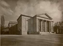 In 1919, the theatres were renamed to landestheater, and later staatstheater. Geschichte Schauspielhaus Die Staatstheater Stuttgart