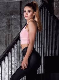 Loris dated fellow german annelie in 2016 but they split up months later. Pamela Reif Wiki Age Height Weight Parents Boyfriend Of Model Famousage