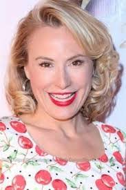 Natasha Barron's Instagram, Twitter & Facebook