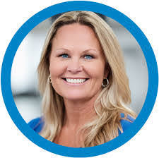 Dorothy Reina's Instagram, Twitter & Facebook