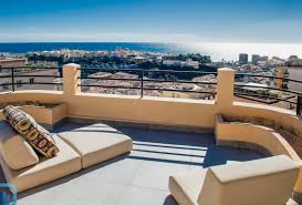 Lewis hamilton to buy 10m monaco apartment lewis hamilton will confirm his elevation to sporting superstardom by exchanging his one bedroom flat in surrey for a 10million apartment in monaco it was claimed last night. Anzeige Verkauf Wohnung Monaco Moneghetti 98000 4 Raume Ref V1306mc