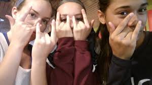 Priscilla Velez (@velezcilla)